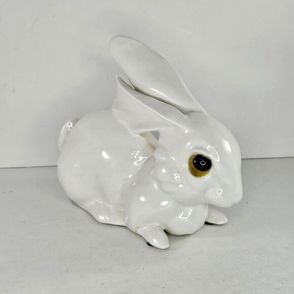 Freeman McFarlin White Rabbit Figurine Lying Down Yellow Eyes *Repaired Foot* - Picture 4 of 10